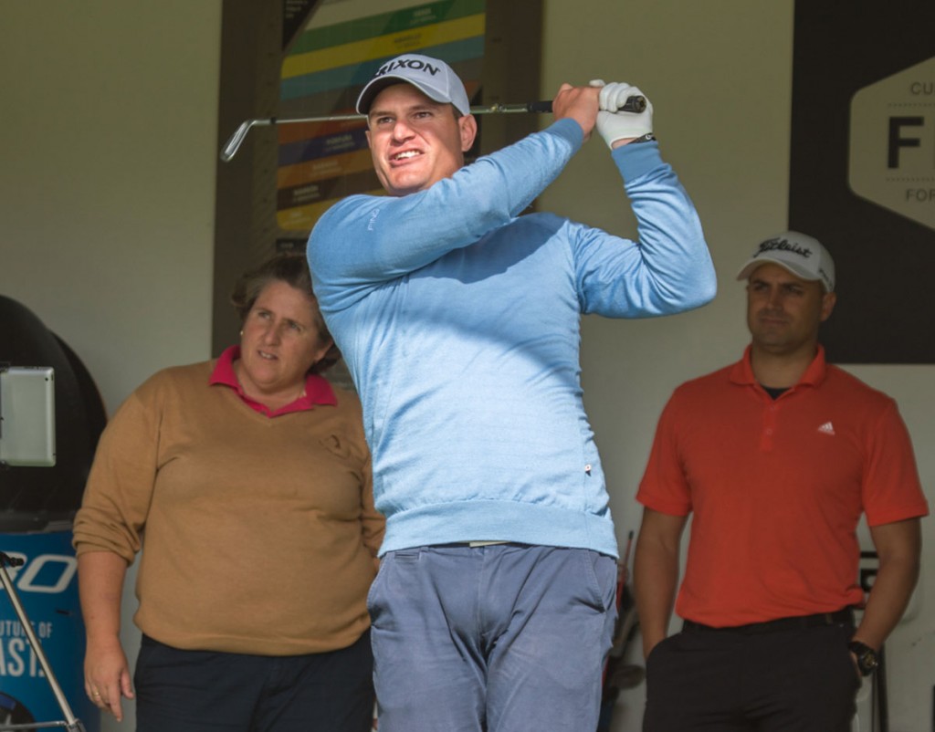 buscando el swing del golf perfecto - improve the golf swing
